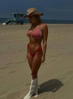 Kayla Simmons Babe Of The Day