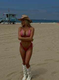 Kayla Simmons Babe Of The Day