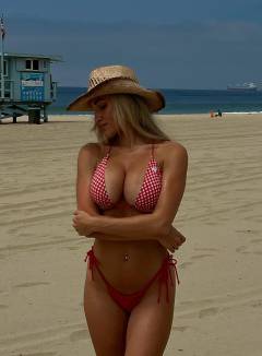 Kayla Simmons Babe Of The Day