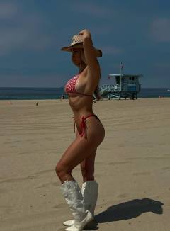 Kayla Simmons Babe Of The Day