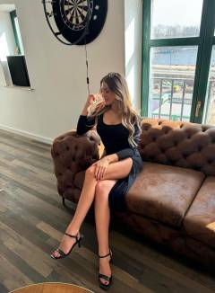 Sarah Angelina Babe Of The Day