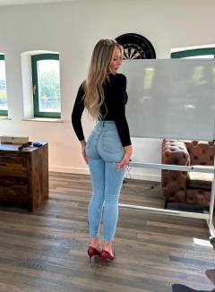 Sarah Angelina Babe Of The Day