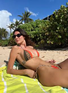 Zurine Aspiunza Babe Of The Day