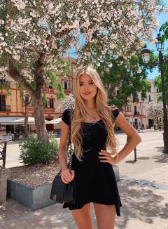 Pamela Reif Free Pics Galleries