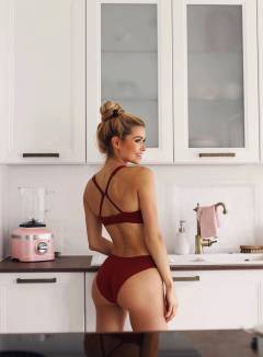 Pamela Reif Free Pics Galleries