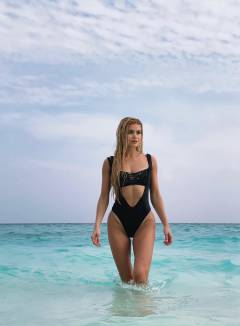 Pamela Reif Free Pics Galleries