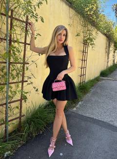 Amanda Lee Free Pics Galleries