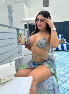 Laura Van Free Pics Galleries