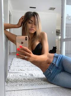 Charlisse Cronin Free Pics Galleries