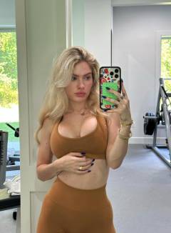 Claudia Walsh Free Pics Galleries