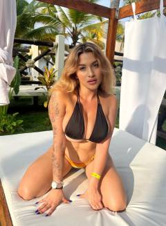 Ana Lucia Free Pics Galleries