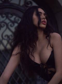 Dayna Roman Free Pics Galleries