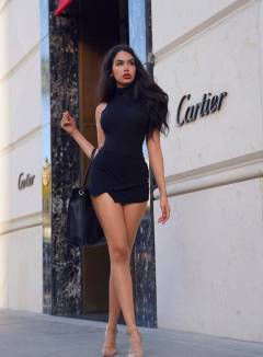 Dayna Roman Free Pics Galleries