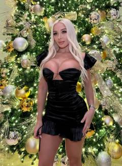 Daniella Chavez Babe Of The Day