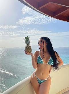 Carly Belanger Babe Of The Day