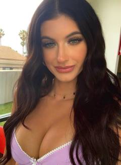 Kayla Parkinson Babe Of The Day