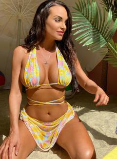 Nienna Jade Babe Of The Day