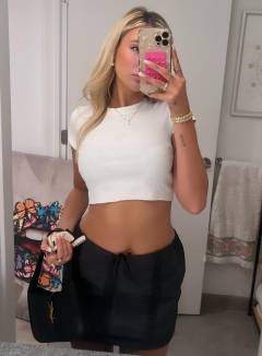 Carly Sutherland Babe Of The Day