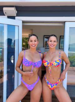 Laura Brooker Babe Of The Day