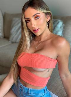 Bruna Lima Babe Of The Day