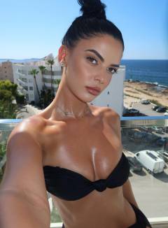 Sam Parks Babe Of The Day