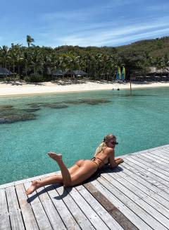 Natasha Oakley Free Pics Galleries