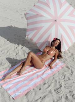 Andrea Dos Santos Free Pics Galleries