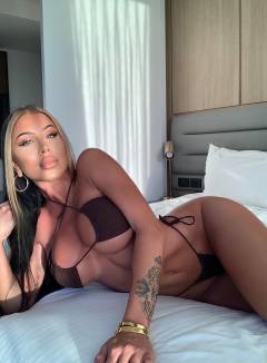 Laura Amy Free Pics Galleries