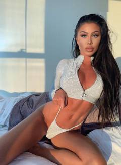 Laura Amy Free Pics Galleries