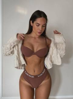 Tereze Kalman Babe Of The Day