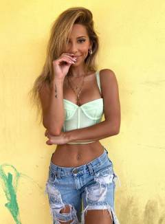 Ayla Woodruff Babe Of The Day