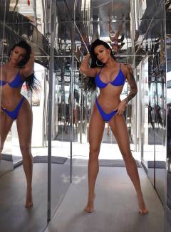 Roxy Konovalova Free Pics Galleries