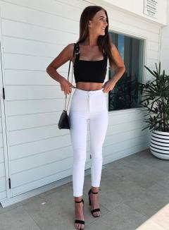 Maddie Findlay Babe Of The Day