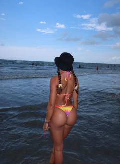 Laura Sanchez Babe Of The Day