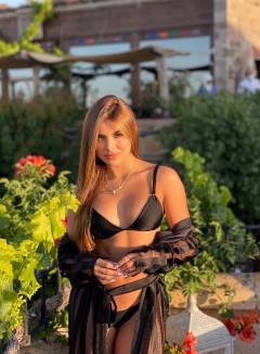 Laura Sanchez Babe Of The Day