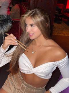 Laura Sanchez Babe Of The Day