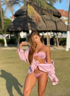 Laura Sanchez Babe Of The Day