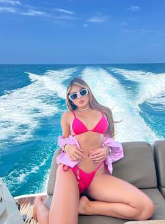 Laura Sanchez Babe Of The Day