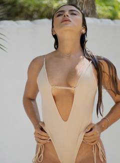 Laura Sanchez Babe Of The Day