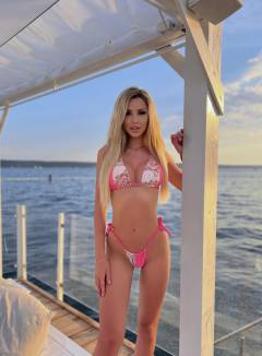 Edina Maronka Babe Of The Day