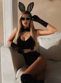 Edina Maronka Babe Of The Day