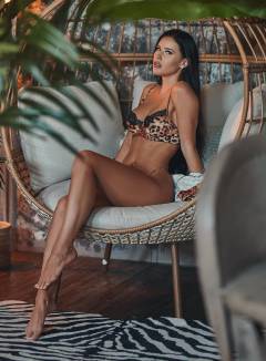 Yulia Foxx Babe Of The Day