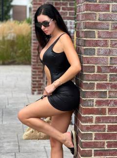 Yulia Foxx Babe Of The Day