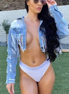 Yulia Foxx Babe Of The Day