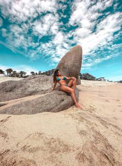 Alyssa Lavonne Free Pics Galleries