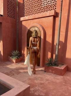 Natalie Roser Free Pics Galleries