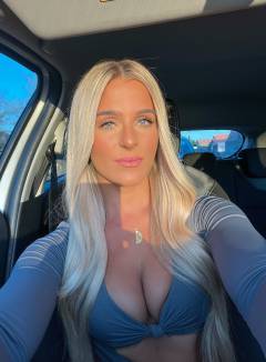 Chloe Roberts Free Pics Galleries