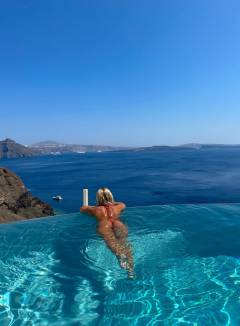 Chloe Roberts Free Pics Galleries