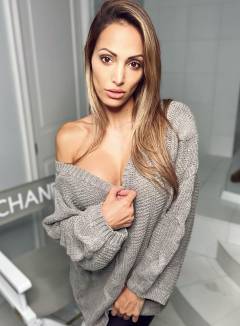 Laura Lilly Free Pics Galleries