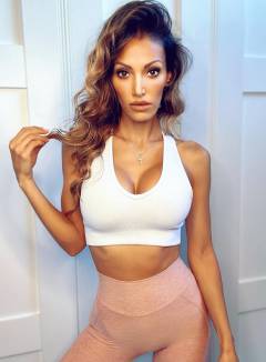 Laura Lilly Free Pics Galleries